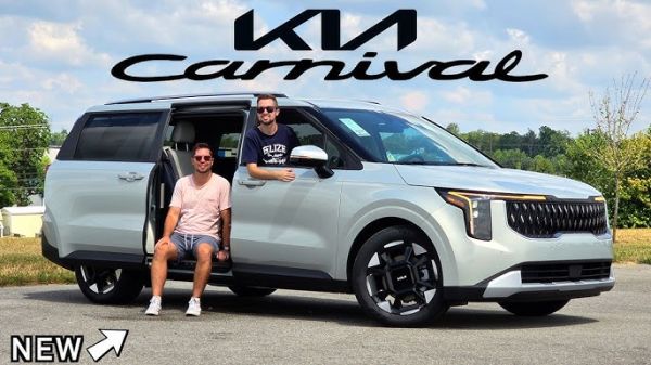 BMW कार जैसे फ्लैग्शिप फीचर लेकर मार्केट मे high Luxury लुक के साथ कम कीमत मे Launch हुई Kia Carnival कार, देखे कीमत 