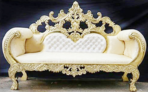 बलदेव फर्नीचर में सभी प्रकार के फर्नीचर पर विशेष ऑफर