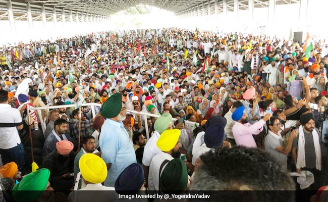 किसान आंदोलन : जीत की शुरुआत किसान आंदोलन : जीत की शुरुआत