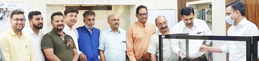 अमेजान में ऑनलाइन हुक्का सामान बिक्री-चेम्बर, रायपुर जिलाधीश को मुख्यमंत्री के नाम ज्ञापन