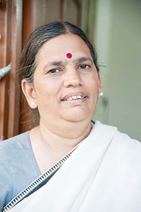 कनक तिवारी लिखते हैं-कानून तो सुधा के पक्ष में है भाई !