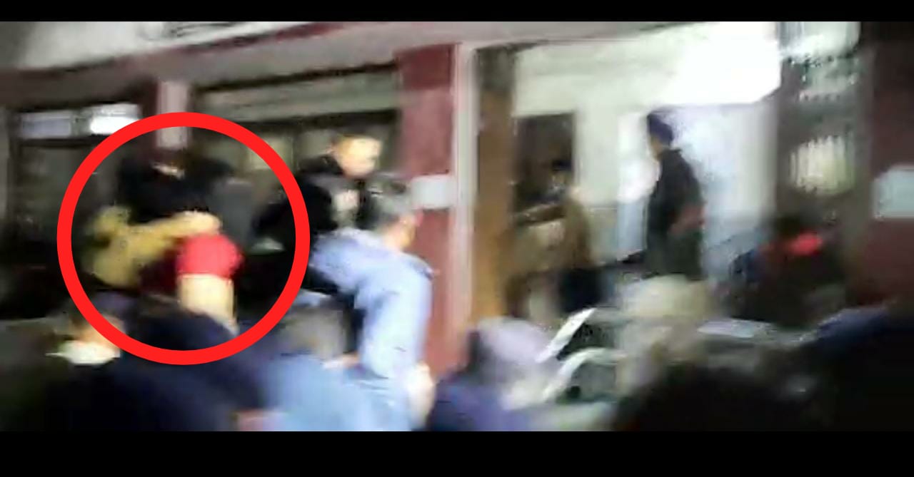 देखें VIDEO : कालीचरण अदालत में पेश देखें VIDEO : कालीचरण अदालत में पेश