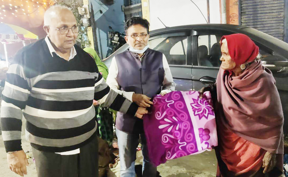 अभाअस ने जरूरतमंदों को बांटे कंबल