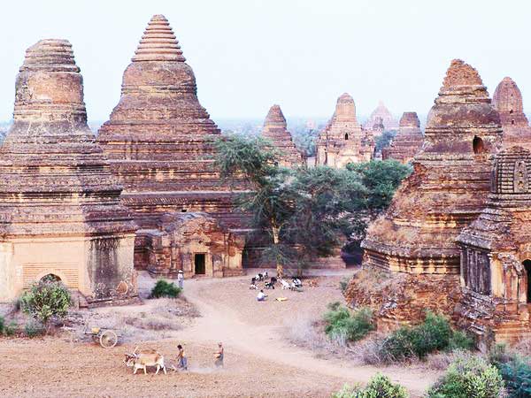 म्यांमार का राष्ट्रीय दिवस कब मनाया जाता है?