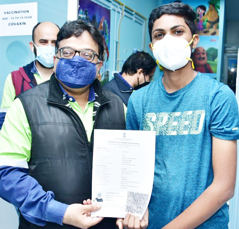 बालको अस्पताल में 15-18 वर्ष के बच्चों का कोरोना टीकाकरण