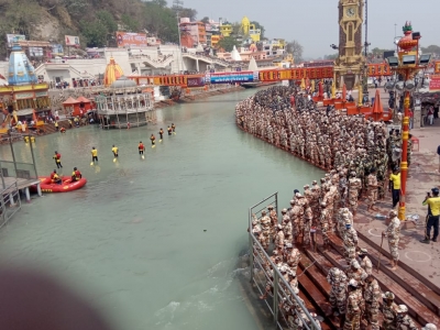 हरिद्वार में बढ़ते कोरोना संक्रमण के चलते मकर संक्रांति के गंगा स्नान पर रोक, हरकी पैड़ी क्षेत्र में जाने पर रोक