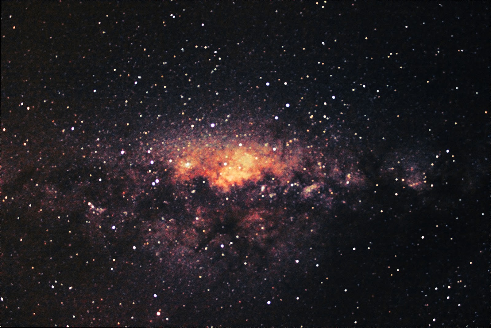 आकाशगंगा में सौ अरब ग्रह