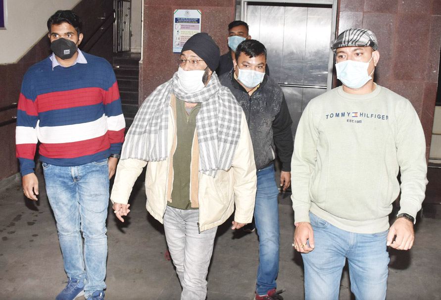 10 घंटे बाद भी जीपी सिंह का मोबाइल स्क्रीनशॉट नहीं खुला, एसीबी लैबोरेट्री भेजने की तैयारी में