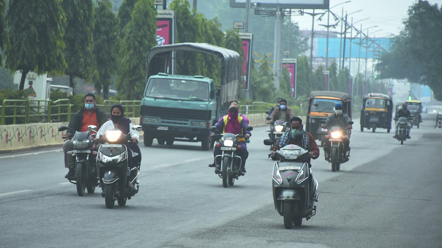 हल्की बारिश का दौर बना रहेगा, उसके बाद बढ़ेगी ठंड