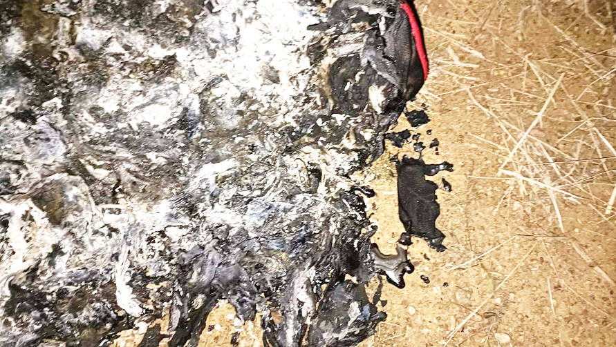 महिला की नग्न लाश मिली, पहचान नहीं