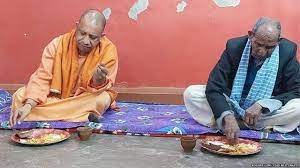 उत्तर प्रदेश: बीजेपी क्या योगी और मौर्य को सुरक्षित सीटों से मैदान में उतार रही है?