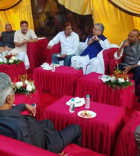 शिवरतन के बेटे की शादी में गर्मजोशी से मिले रमन सिंह, और अकबर