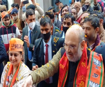 कैराना में शाह ने घर-घर में भाजपा के लिए मांगे वोट, बोले, 'पलायन कराने वाले खुद पलायन कर गए'