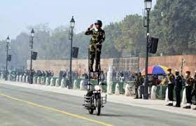 बीएसएफ की महिला विंग 'सीमा भवानी' की अगुवाई मे परेड करेंगी मेरठ की हिमांशु सिरोही