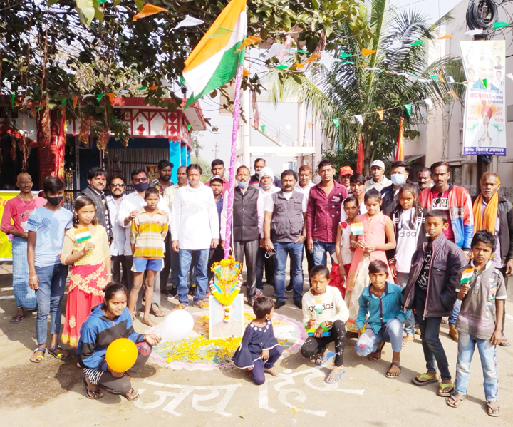 युवा नागरिक परिषद एवं गोल्डन आर्केड परिवार ने जोरशोर से मनाया गणतंत्र दिवस