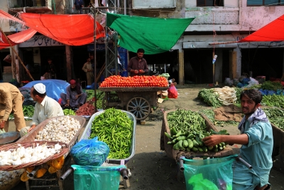 पाकिस्तान में 2 साल में सबसे ज्यादा महंगाई पाकिस्तान में 2 साल में सबसे ज्यादा महंगाई