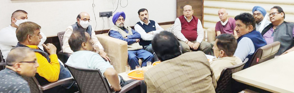 कैट व्यापारी संवाद राष्ट्रीय अभियान, द रायपुर थोक कपड़ा संघ से रूबरू, समस्या निराकरण एवं सुझाव जल्द दिए जाएंगे - पारवानी