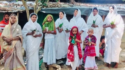बांग्लादेश : सड़क हादसे में 5 लोगों की मौत को परिजनों ने पूर्व नियोजित हत्या करार दिया बांग्लादेश : सड़क हादसे में 5 लोगों की मौत को परिजनों ने पूर्व नियोजित हत्या करार दिया