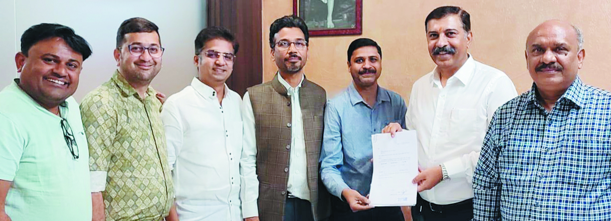 फार्मा डीलर्स, कंप्यूटर मीडिया डीलर्स एवं ऑप्टिकल व्यापारियों की चेम्बर को थोक बाजार स्थल पर चर्चा