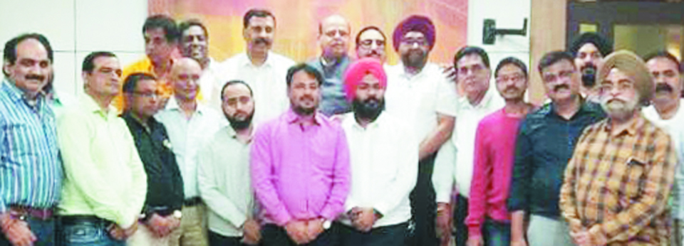 कैट व्यापारी संवाद, रेस्टोरेंट एण्ड़ कैफे एसो, स्वीट्स एण्ड स्नैक्स एसो, बेकरी एसो से रूबरू