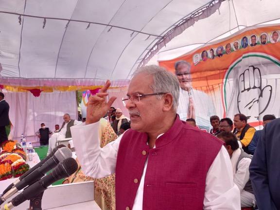 यूपी सरकार के पास गाय का हिसाब नहीं सिर्फ राजनीति के लिए करती है इस्तेमाल- भूपेश