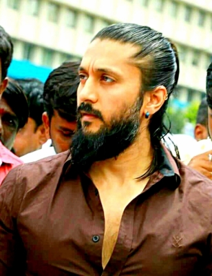 हाईकोर्ट जज के खिलाफ पोस्ट करने के आरोप में कन्नड़ अभिनेता चेतन गिरफ्तार