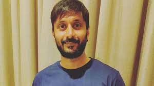 चेतन कुमार: हिजाब मामले की सुनवाई कर रहे जज पर टिप्पणी को लेकर एक्टर गिरफ़्तार