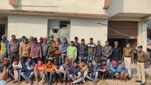 बिहार का वह गांव जहां से पकड़े गए 31 'साइबर अपराधी'- ग्राउंड रिपोर्ट