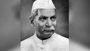   हर दिन हॉट सीट 8 मार्च