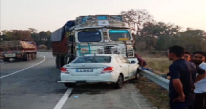 अंबिकापुर रोड में भीषण कार दुर्घटना, रायपुर के ठेकेदार सहित 3 की मौत