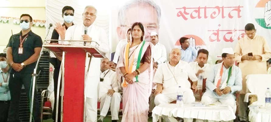 यशोदा के नामांकन दाखिले के लिए पहुंचे सीएम ने कहा खैरागढ़ उपचुनाव सेमीफाईनल