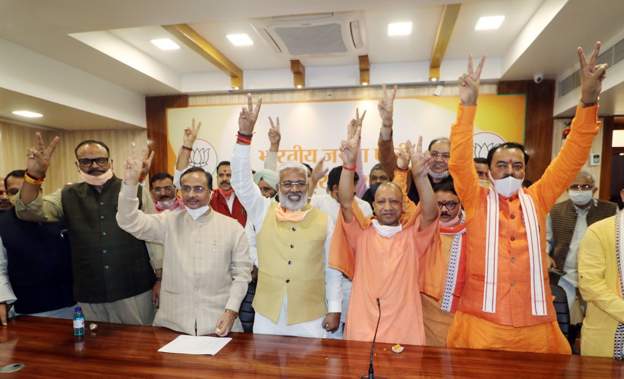 योगी आदित्यनाथ का शपथ ग्रहण: जानिए कौन-कौन थे पिछली सरकार में मंत्री