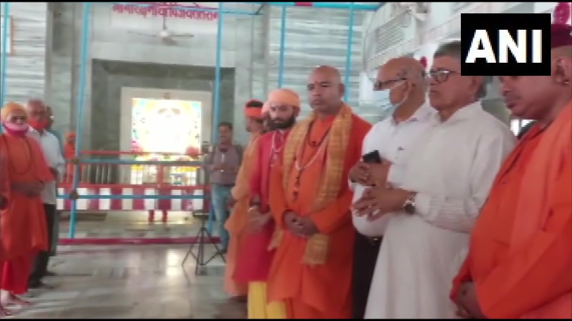 योगी आदित्यनाथ के शपथ ग्रहण समारोह से पहले गोरखनाथ मठ में विशेष पूजा