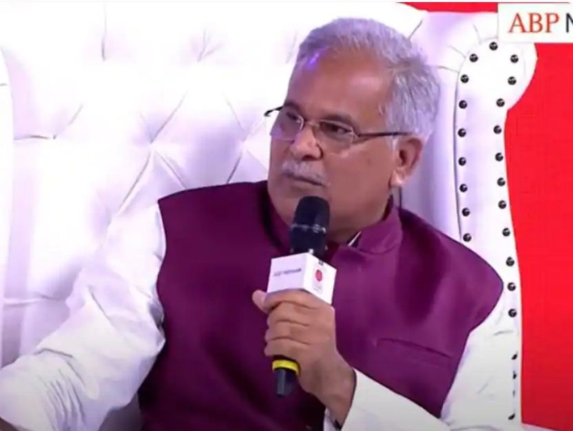 जब सीएम बघेल ने मुंबई में गाया- अरपा पैरी के धार