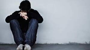 लॉकडाउन में ढील के बाद भी सामाजिक वर्गों में महामारी के कारण अवसाद बरकरार