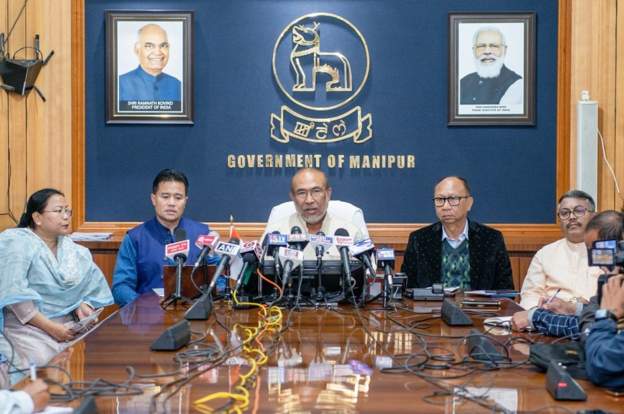 मणिपुर सरकार ने भ्रष्टाचार पर लगाम कसने के लिए जारी किए दो मोबाइल नंबर