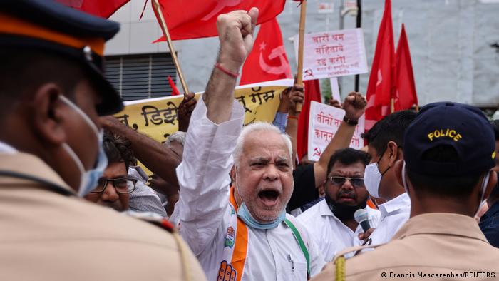 श्रमिक संघों ने किया भारत बंद का आह्वान श्रमिक संघों ने किया भारत बंद का आह्वान