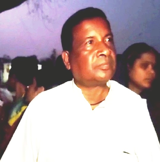 पूर्व विधायक प्रो. राम ने 20 हजार करोड़ रुपये बांटने की योजना को फिलहाल स्थगित कर दिया