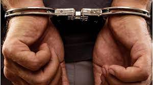 महाराष्ट्र : आईपीएल मैच पर सट्टा लगाने के आरोप में तीन गिरफ्तार, एक अन्य के खिलाफ मामला दर्ज