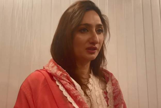 इमरान ख़ान की पार्टी की नेता ने कहा- नहीं पता आज अविश्वास प्रस्ताव पर वोटिंग होगी या नहीं