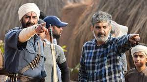 बॉलीवुड ने दर्शकों को सिनेमाघरों तक लाने का फ़ार्मूला ढूँढ लिया है?