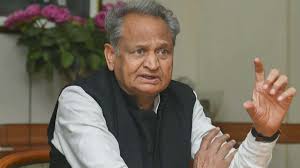 धर्म के नाम पर उपद्रव करने वालों पर कार्रवाई के लिए राज्य सरकारों को निर्देश दें मोदी: गहलोत