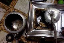 पंजाब की अंबाला केंद्रीय जेल में खाना बनाते समय कुकर के फट जाने से तीन कैदी झुलसे