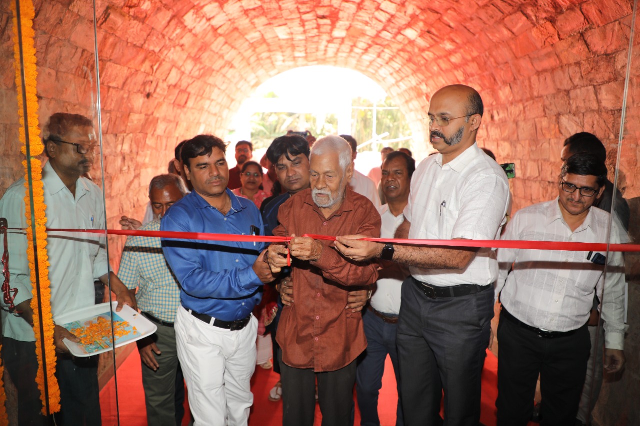 विश्व धरोहर दिवस पर छत्तीसगढ़ के शैल-कला धरोहर पर मानचित्र और छायाचित्र प्रदर्शनी