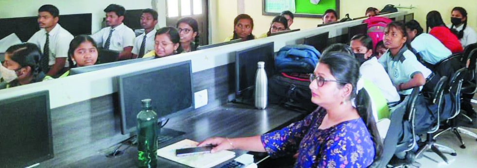 जेपी इंटरनेशनल स्कूल में पहला टॉक शो