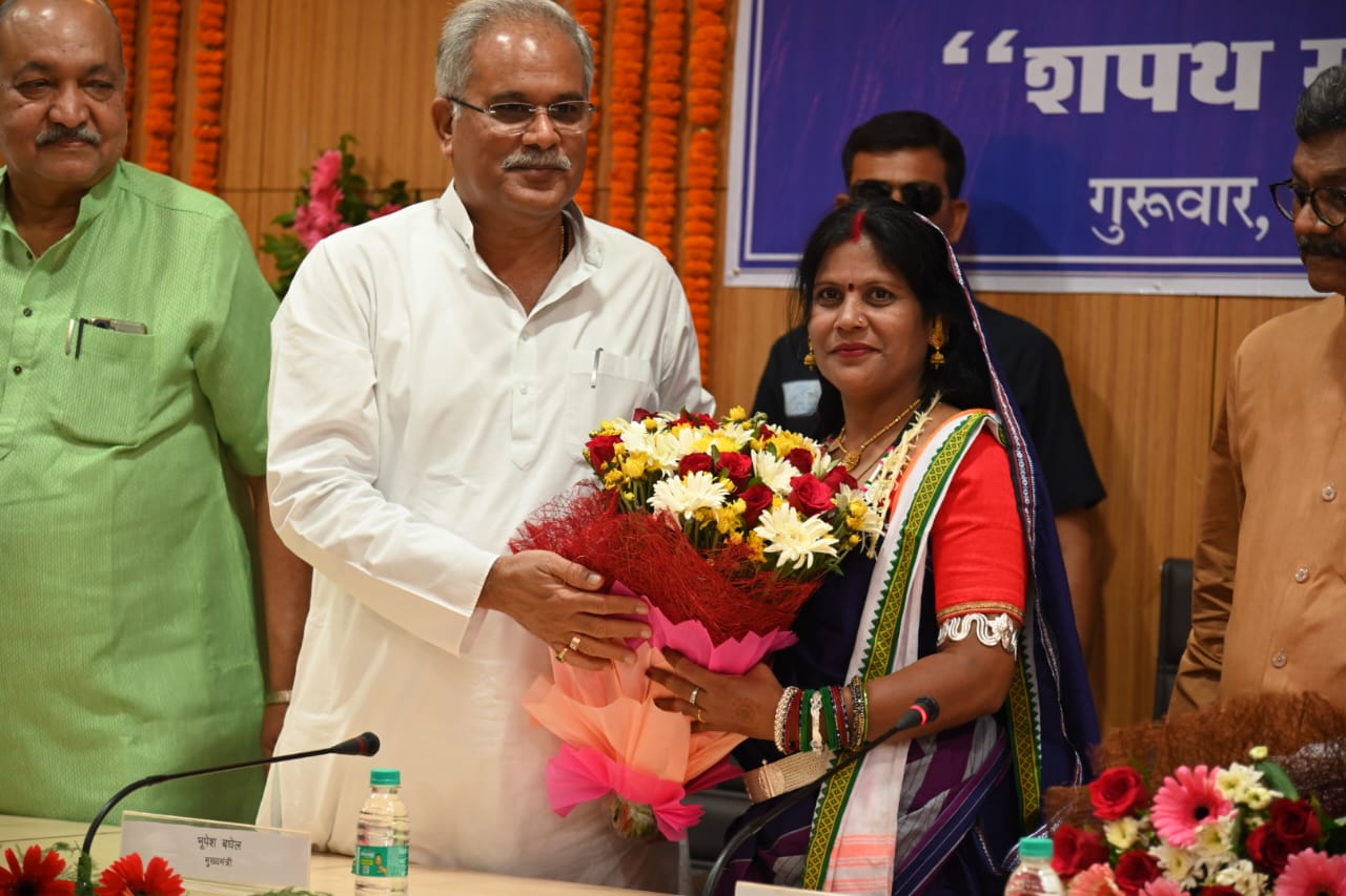 यशोदा वर्मा ने ली शपथ, कांग्रेस की 71 वीं विधायक होंगी