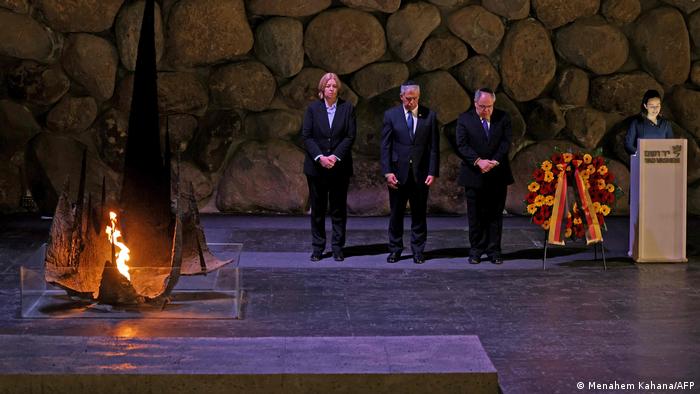 इस्राएल: होलोकॉस्ट में मारे गए 60 लाख यहूदियों की याद