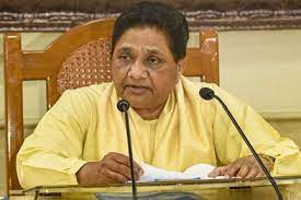 जो अपना सपना पूरा नहीं कर सकते वह दूसरों का कैसे पूरा करेंगे: मायावती का अखिलेश पर पलटवार