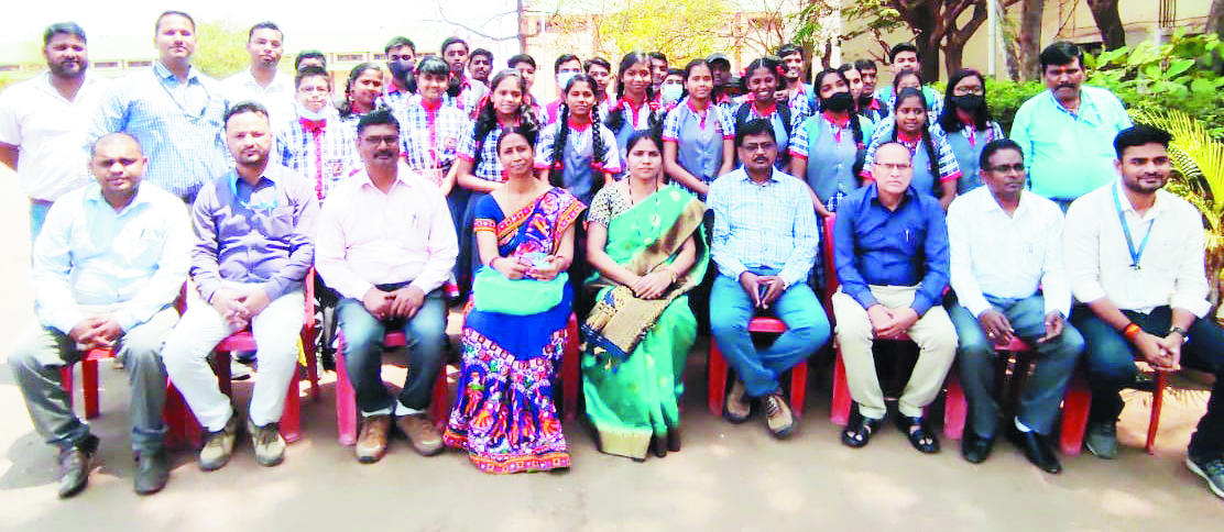 केवी के बच्चों ने एफसीआई का कामकाज देखा, क्षेत्रीय कार्यालय और डिपो का किया दौरा