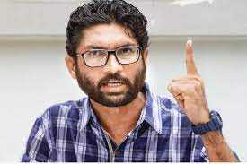 जिग्नेश मेवाणी ने कहा- मेरी गिरफ़्तारी क़ानून के ख़िलाफ़, पीएम ऑफ़िस में रची गई साज़िश